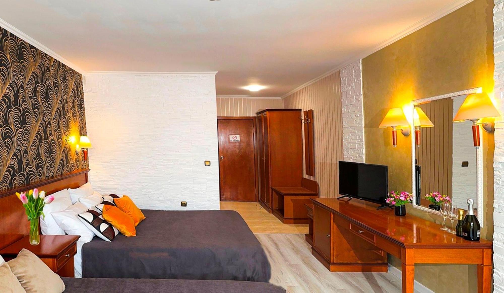 Hotel Yo سينتس قسطنطين وهيلينا المظهر الخارجي الصورة