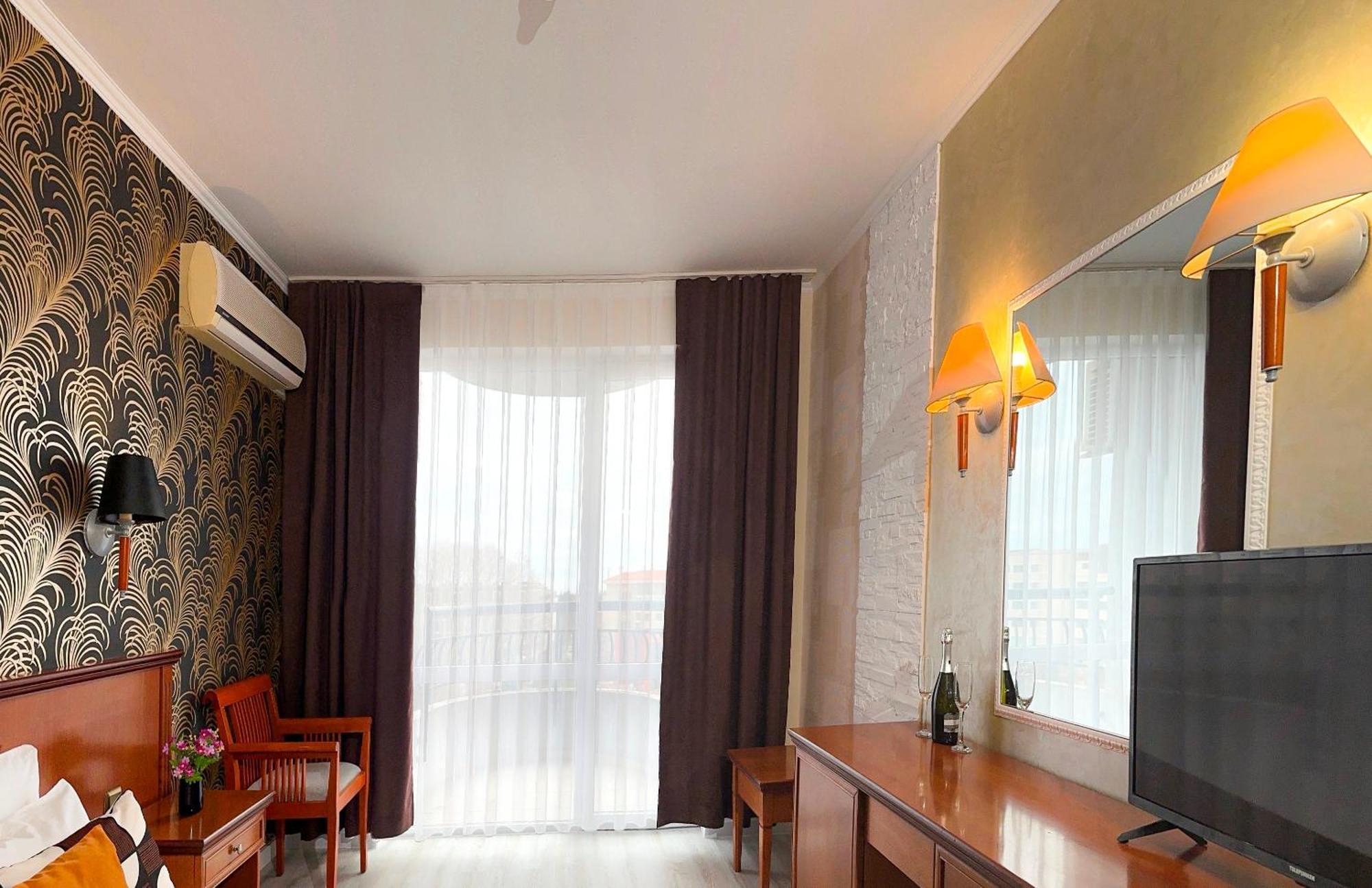 Hotel Yo سينتس قسطنطين وهيلينا المظهر الخارجي الصورة
