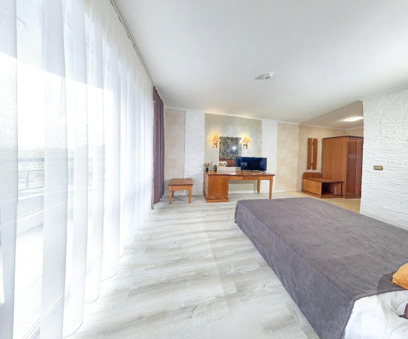 Hotel Yo سينتس قسطنطين وهيلينا المظهر الخارجي الصورة